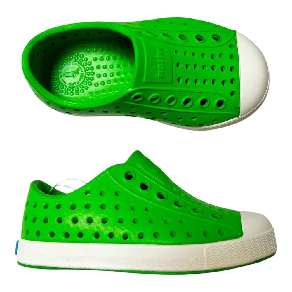 NWT Native Jefferson Slip On Sneakers Size 6